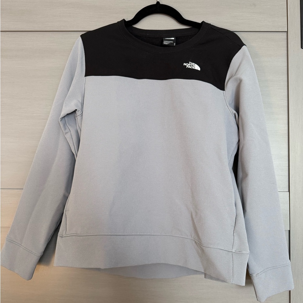 The North Face Women's Black Crew Neck Top